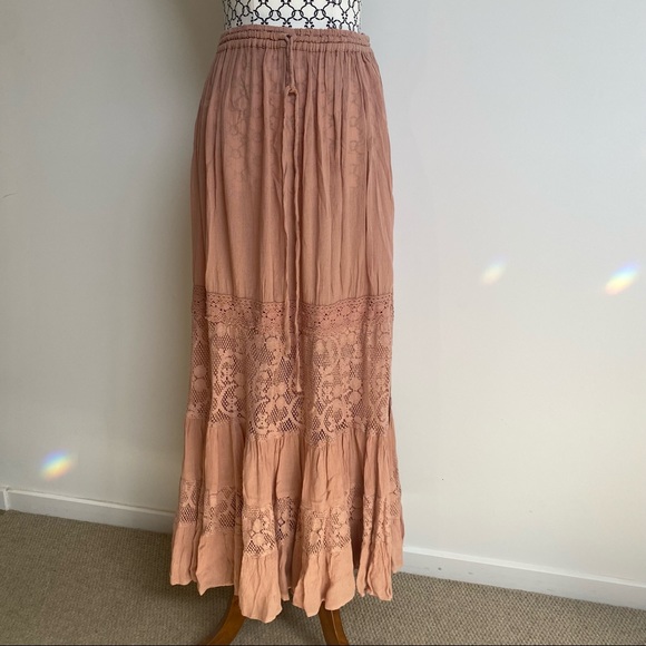 Tree of Life Dresses & Skirts - Tree of Life maxi skirt size M